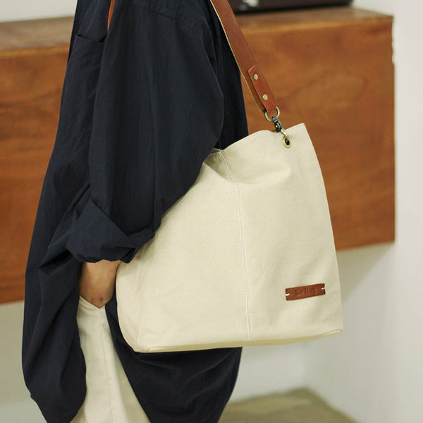 White Canvas Shoulder Bag