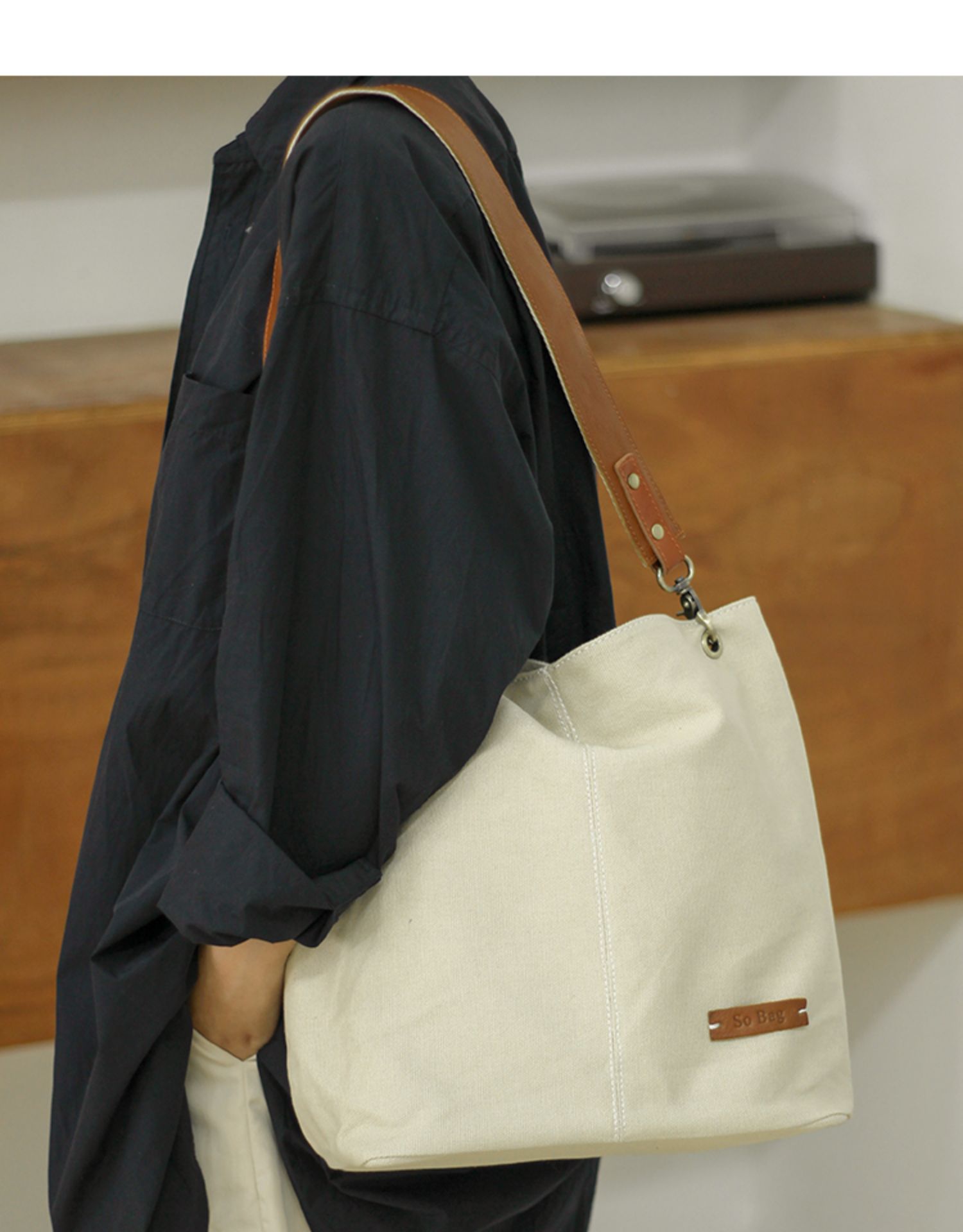 White Canvas Shoulder Bag