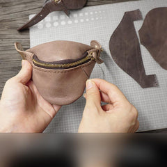 Handmade Leather Womens Wrist Pouch Zipper Mens Womens Wrist Wallet Wrist Purse